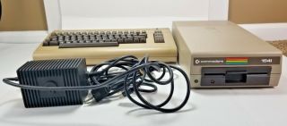 Vintage Commodore 64 Computer System w/ Accessories Manuals and Cords 2