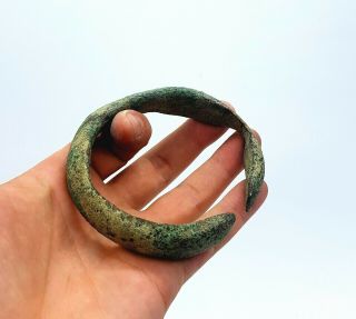 Large Late Bronze Age Ca.  800 Bc Hallstatt Culture Solid Bronze Bracelet - Rare