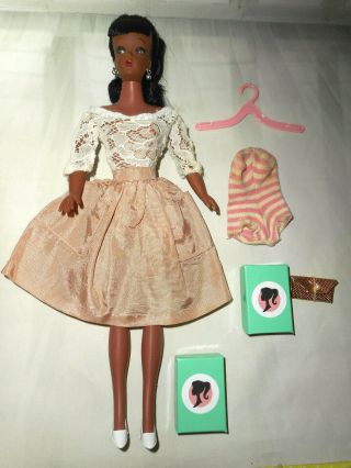 Vintage RARE AFRICAN AMERICAN MISS BABETTE EEGEE Barbie CLONE - MINTY 11