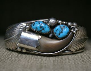 Vintage Native American Navajo Turquoise Faux Claw Sterling Silver Bracelet