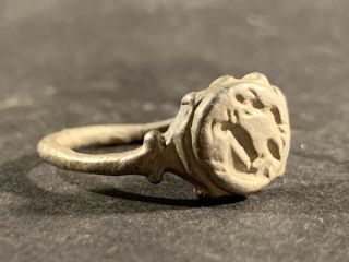 Scarce Ancient Roman Silver Seal Ring - Circa 200 - 300ad - Very Interesting Item