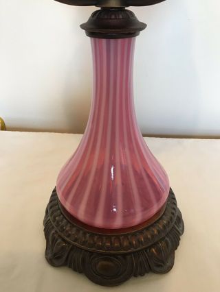 VINTAGE FENTON CRANBERRY OPALESCENT SPIRAL OPTIC LAMP S12 3