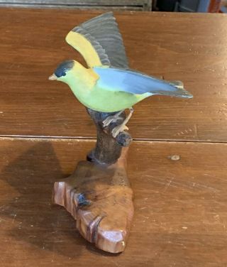 Fantastic Vintage Miniature American Goldfinch Bird Carving Signed Emily Lee ?