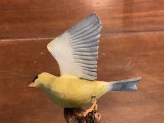 Fantastic Vintage Miniature American Goldfinch Bird Carving signed Emily Lee ? 3
