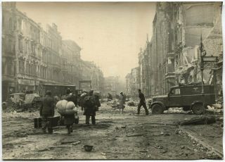 Russian Wwii Large Size Press Photo: Refugees At Ruined Berlin Street,  May 1945