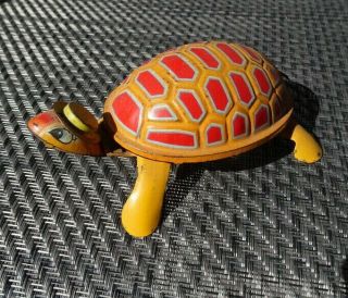 50s Ohki Japan Walking Turtle With Hat Tin Wind Up Toy Litho - Great