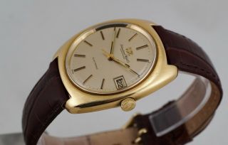 VINTAGE IWC ELECTRONIC 18K GOLD WITH DATE TUNING FORK ALL - FROM 1970 ' S 7