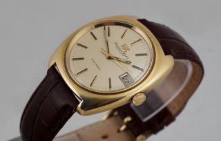 VINTAGE IWC ELECTRONIC 18K GOLD WITH DATE TUNING FORK ALL - FROM 1970 ' S 8