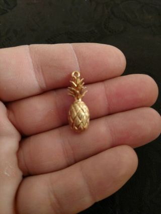 Vintage Heavy 14k Solid Gold Hawaii Pineapple Pendant 4.  5 Grams 3d