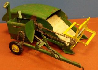 Vintage Ertl Eska John Deere Chain Drive Combine Auger Pressed Steel Farm Toy