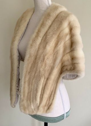 Vintage Women ' s Cream Mink Fur Stole Wrap Cape Shawl Bridal Juan de Cirota 4