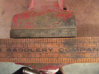 Wilton tool Corp No.  4 red Vise 840 vintage Knife blade making blacksmith 4 inch 6