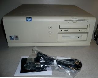 Vintage Dell Optiplex Gx1 Pc Windows 95 Plus 2x Isa Pii 266mhz/10gb/256mb