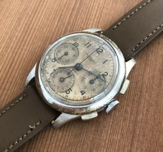 Vintage Universal Geneve Compax Chronograph Wristwatch Cal.  287