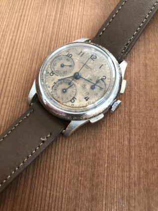 Vintage Universal Geneve Compax Chronograph Wristwatch Cal.  287 3