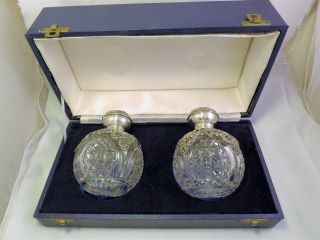 CASED PAIR LARGE SILVER & CUT GLASS SCENT BOTTLES BIRMINGHAM 1907 HENRY MATHEWS 2