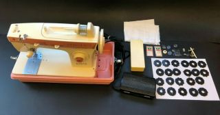 Vintage Singer Merritt Model 2404 Portable Sewing Machine 29 Fashion Disks Cams