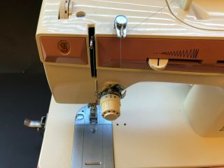 Vintage Singer Merritt Model 2404 Portable Sewing Machine 29 Fashion Disks Cams 8