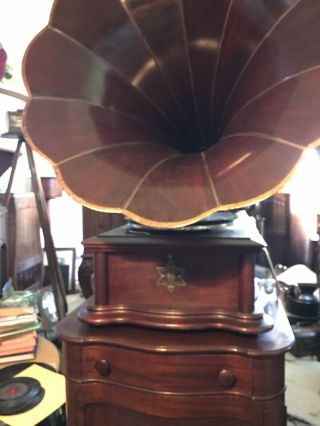 Rare Star external horn phonograph (99).  Plays great. 11