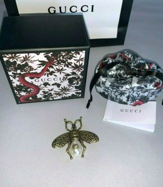 Gucci Antique Gold Bee Brooch Pin With White Pearl