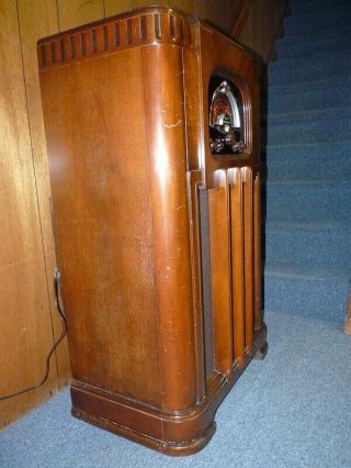 1938 McMurdo Silver 15 - 17 Radio in Rare Bristol Cabinet w/ Other Items 3