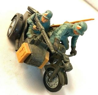 Vintage Britians DeeTails WW2 German Motorcycle w/sidecar Toy Soldier - 9681 5