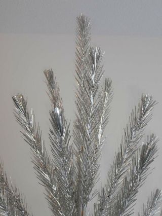 PRISTINE Vintage Aluminum Christmas Tree 6 Ft w/ Box SHOWS NO WEAR 5