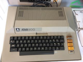 VINTAGE ATARI 800 HOME VIDEO GAME COMPUTER SYSTEM - Complete And. 2