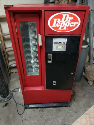 Antique Dr Pepper Machine.  Coin Mech And Fridge Perfectly