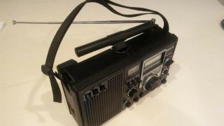 Vintage Panasonic RF - 2200 8 Band AM/FM Short Wave Radio 4
