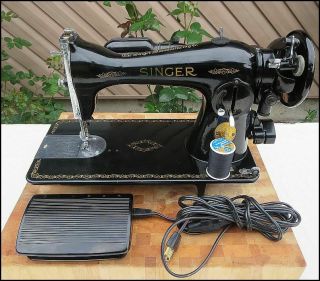 Vintage Singer Sewing Machine 15 - 91 Industrial Strength Leather Gear Driven