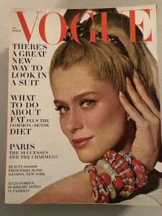 10 1967 Vintage Vogue Magazines Twiggy Mia Lauren Hutton 3