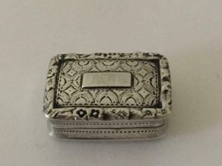 Nathaniel Mills Solid Silver Vinaigrette Dated 1831