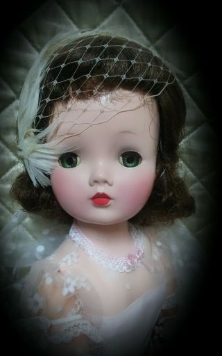 Vintage 1950s Madame Alexander 21 inch Cissy doll 10