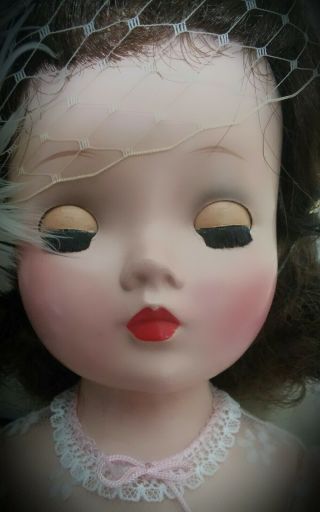 Vintage 1950s Madame Alexander 21 inch Cissy doll 3