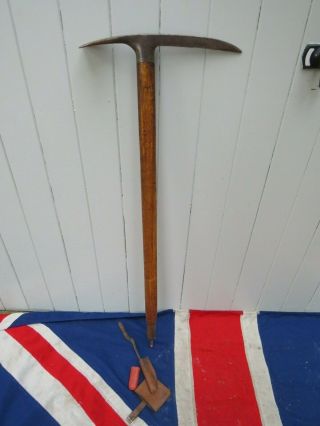 Stunning Stubai Antique Vintage Wooden Mountaineers Ice Axe Ski Lodge Decor