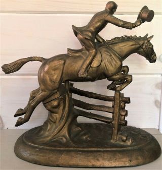 VINTAGE HUNTER WHISKEY FIRST OVER THE BAR HORSE RIDER ADVERTISING FIGURE STATUE 2