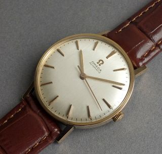 Omega 18k Solid Gold Gents Vintage Automatic Watch 1962