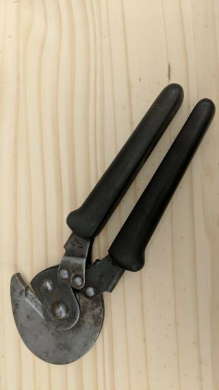 Wwii Era Wire Cutters U.  S.  Hkp 1944 - Vintage Barbed Wire Tool Ww2