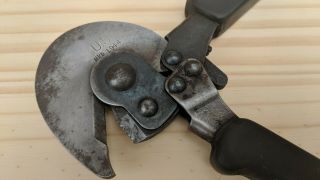 WWII Era WIRE CUTTERS U.  S.  HKP 1944 - Vintage Barbed Wire Tool WW2 4