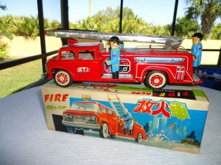 Early " Tin Litho Fire Truck,  Mf - 17 " Old Version,  Complete,  Fire Fighting