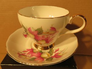 Adderley Floral Pattern 111376 Teacup & Saucer Made In England