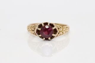 A Fantastic Antique Victorian 15ct Yellow Gold Garnet Single Stone Ring 11809