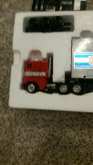 1984 Vintage Hasbro Transformers G1 Optimus Prime 7