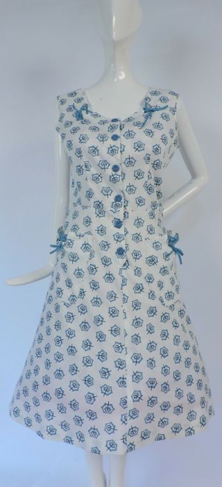 Vintage 1940’s Beach Umbrella Novelty Print Cotton Dress W Bows