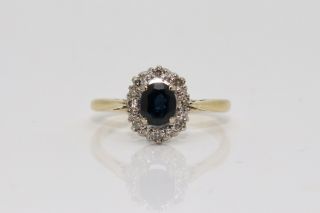 A Pretty Vintage 18ct 750 Yellow Gold Sapphire & Diamond Cluster Ring 13399