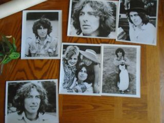RARE 1976 George Harrison Autographed Press Kit with Event T - Shirt 10