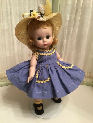 Vintage 1950s Madame Alexander - kins WENDY Doll Bent Knee Walker Near 5