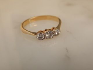 An Exceptional Antique Art Deco 18 Ct Gold Diamond Three Stone Ring