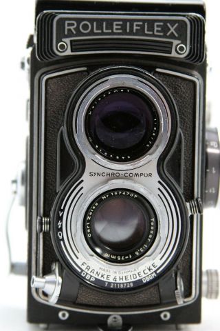 Rollei Rolleiflex T vintage 6x6 camera,  lens Zeiss Tessar 3.  5/75mm,  many extra ' s 10